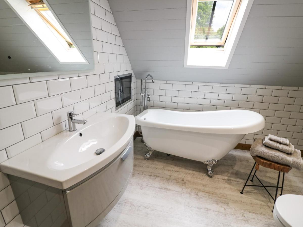 The Stables Villa Stourbridge Eksteriør bilde
